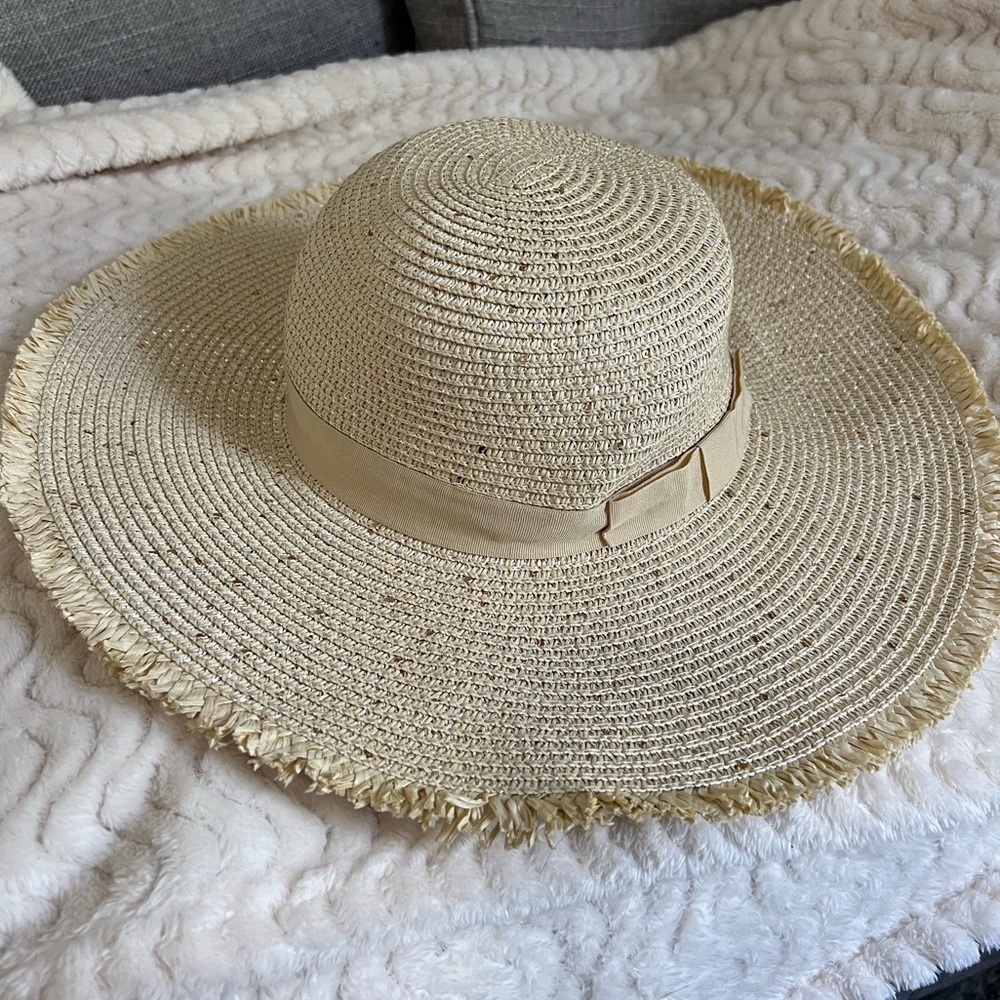 Sun hat - Picture 3 of 4